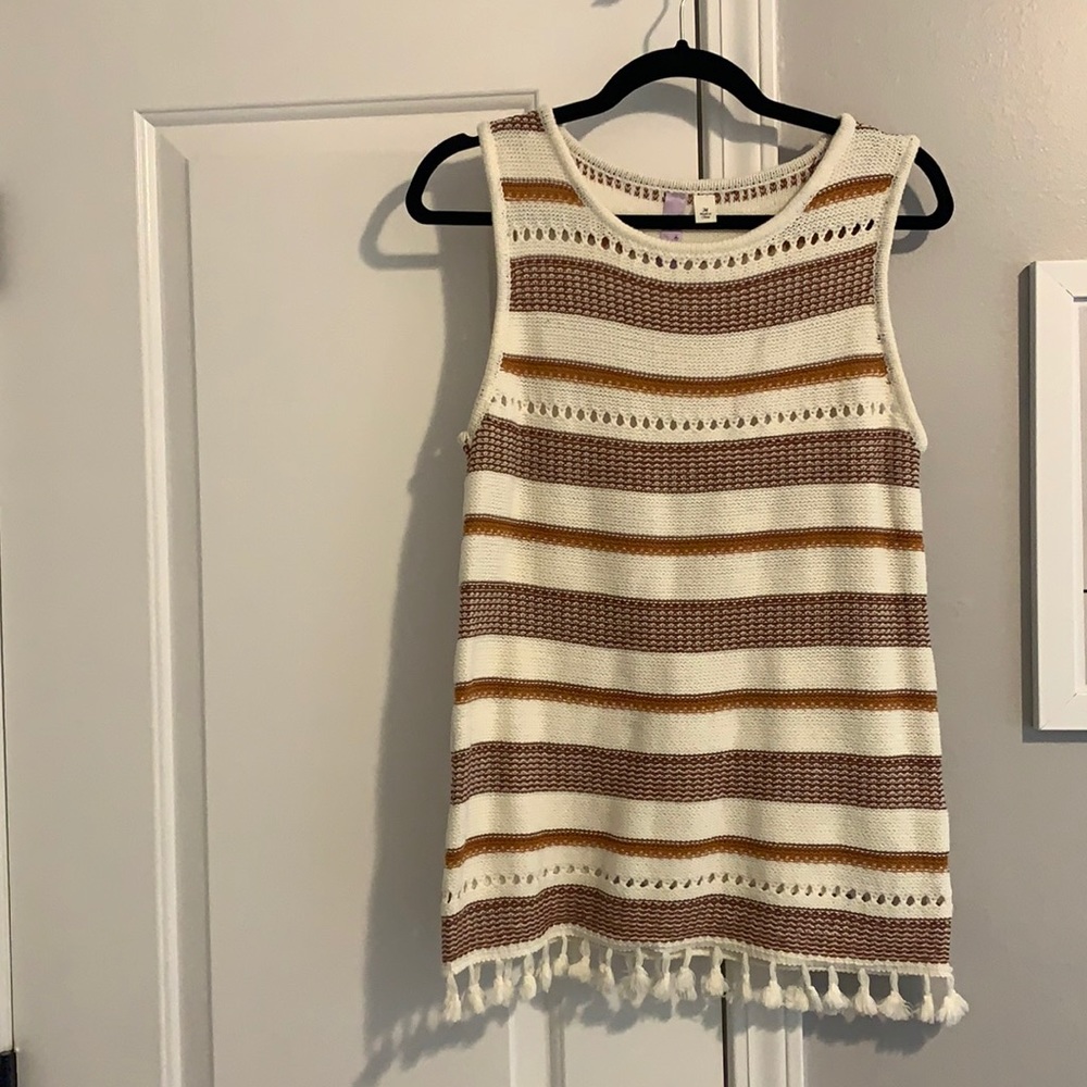 Tank top sweater